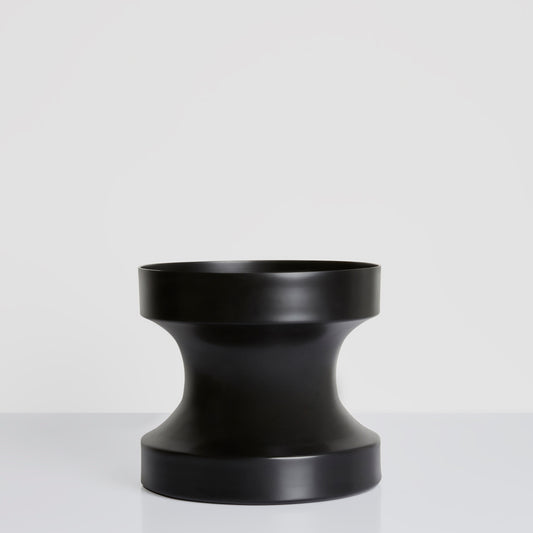 MEDEIA BOLD - ALUMINIUM VASE BLACK