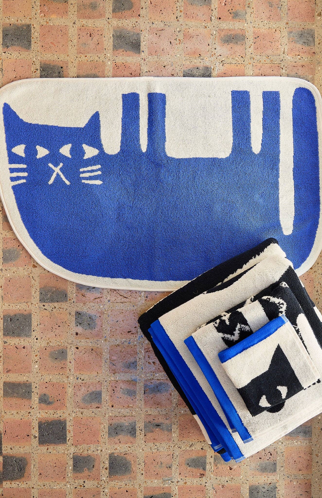 Lazy Cat Bath Mat