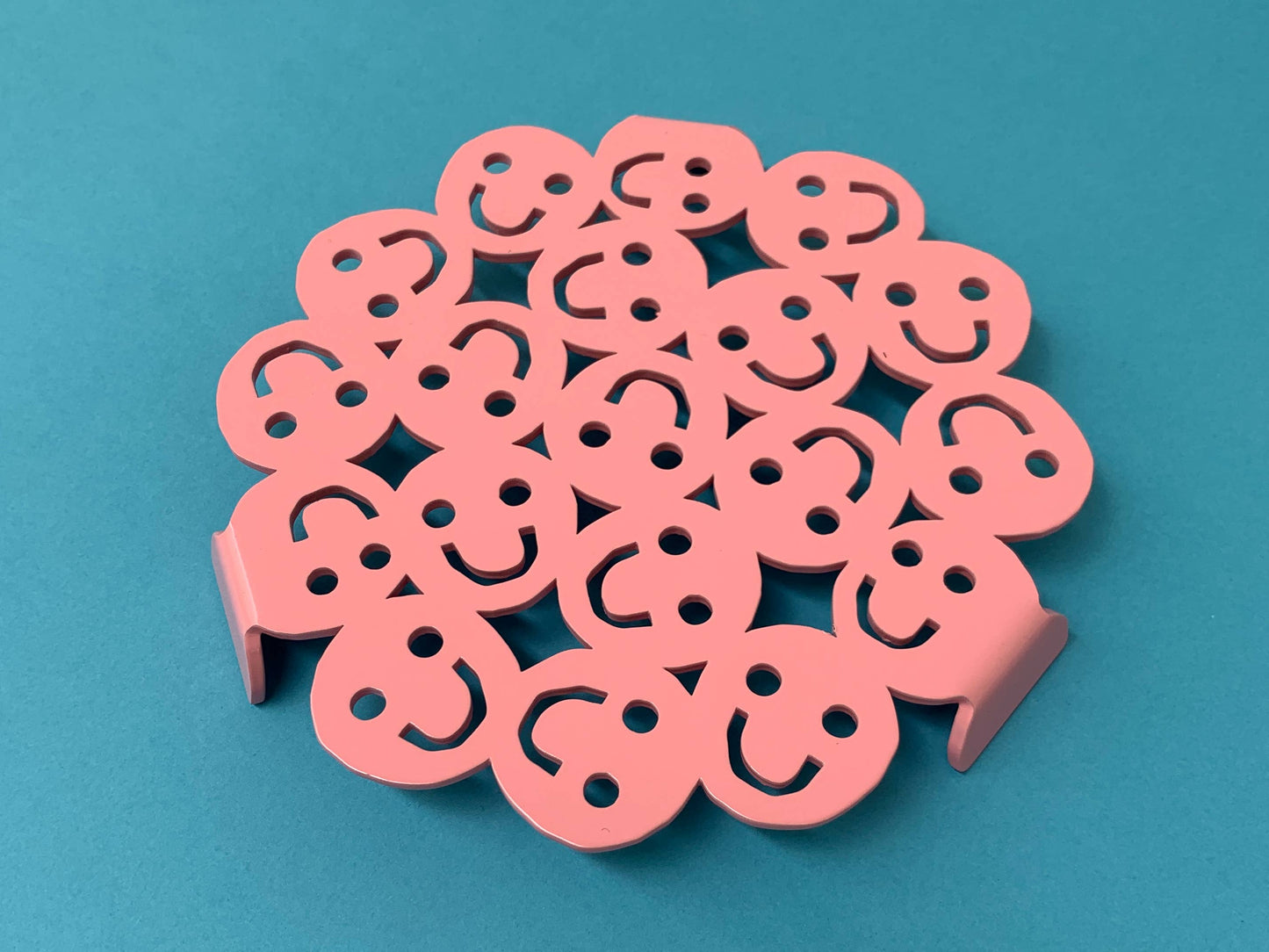 Smiley Trivet in PINK
