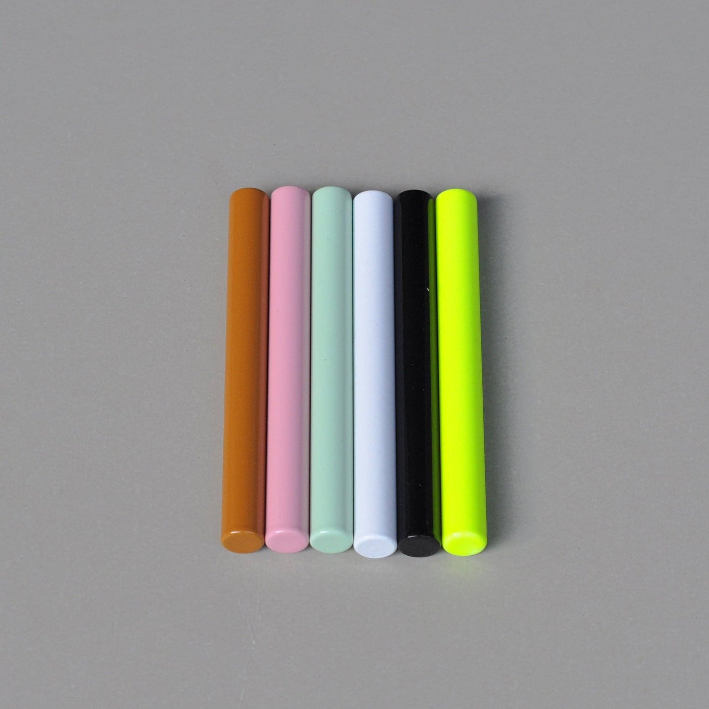 Wall-mounted hooks and Toilet Paper Holder - Neon Yellow